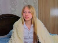Hello! My name is Emma, I am glad to see you on my profile and my show, I am 19 years old, I study and work, waiting for you on my show with all my love!