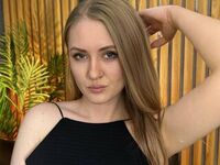 live sexshow GoldenLolali