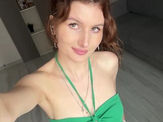 closeup pussy KarmenZeinert
