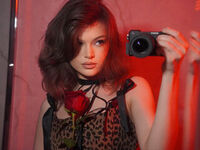 camslut fingering wet pussy LunaBruna