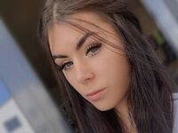camwhore spreading pussy MellieKastor