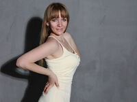 naked girl with webcam masturbating with vibrator NatashaSunrise