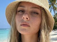 free adultcam StefaniBrowyn