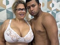 chatroom live show AmandaAndMatheo