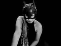 leather fetish live show LadyAmara