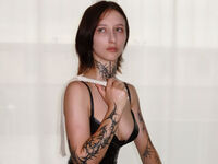 bdsm webcam babe SkinnySelina