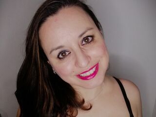 live free chat AdelaAlbaNatural