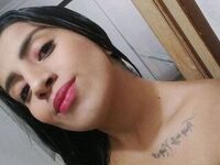hot cam girl masturbating with dildo AlanaMierss