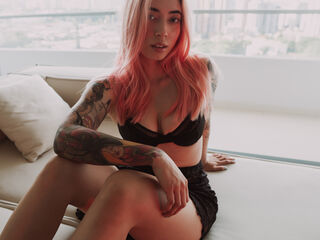 kinky webcam model AlessaLaurent
