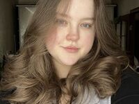 hot cam show AliceAs