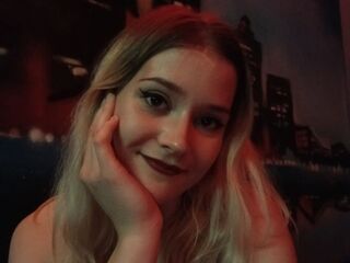 cam girl masturbating with vibrator AlisLinn