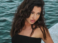 hot cam girl AlisaDiLaurentis