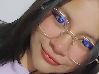 topless AllisonSmithe