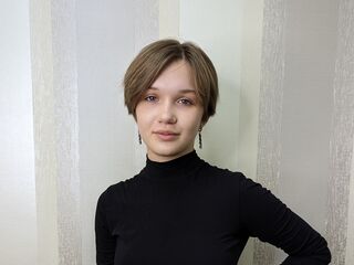 camgirl showing pussy AlthenaEastes