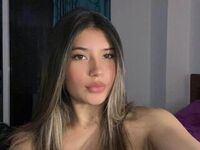 naked webcamgirl picture AmberCantillo
