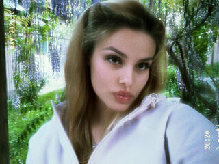chat room live webcam AnneMaria
