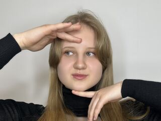 adultcam picture ArmindaMerry