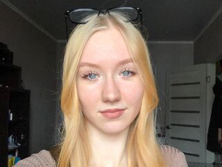 live video chat AvelinaSeide