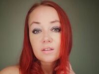 camslut showing tits BarbieMuscle