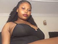 girl chatroom BellaVine