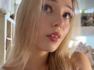 fingering webcam girl BernieceFrisch