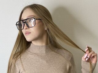 hot strip tease cam BertaAnnarummo