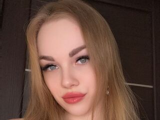 hot cam whore CamillaDerrick