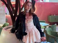 sexy webcamgirl CandiFerretti