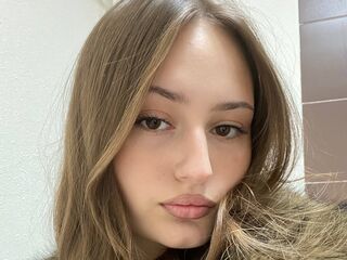 kinky video chat performer ChauPoling