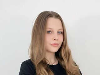hot video chat ChristianeSivie