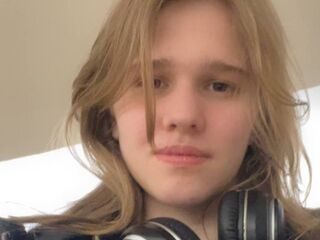 live webcam ChristieDemaline