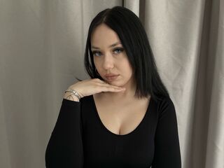 cam girl masturbating with dildo DeidreCanzio