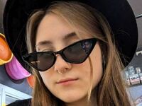 adult videochat room EasterCaris