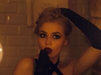 camgirl playing with dildo ElaineVeloz