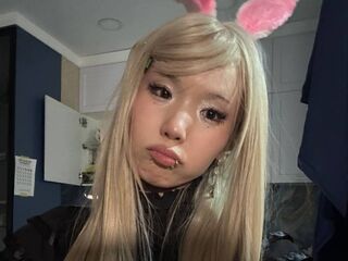 topless cam girl ElinorStory