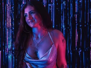 hot cam girl masturbating with dildo EmilianaKors