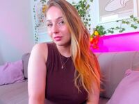 camgirl playing with sextoy EvaSlov