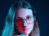 cam bitch EvelyneSchroff