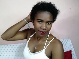 girl cam live FaraZeria