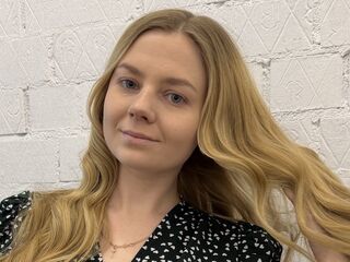 camwhore masturbating with vibrator FeleciaRewerts