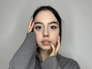 chat room live sex HannahDinizo
