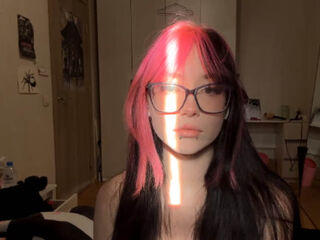 sexy webcamgirl picture JameyStaffieri