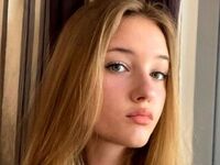 camslut spreading pussy JaniJarema