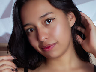 hot cam girl masturbating with dildo JaryNova