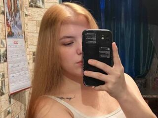 camgirl porn KarrieAnesi