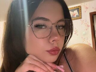naked girl with webcam masturbating with vibrator KasieHongeva