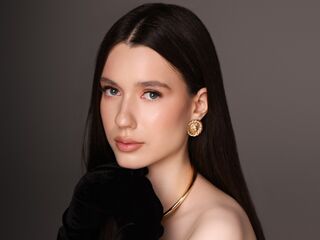 camwhore spreading pussy KatarinaRomano