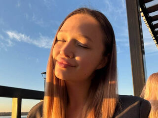 kinky video chat performer KatharineDeakyne