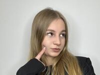camgirl playing with vibrator KatherinCervel