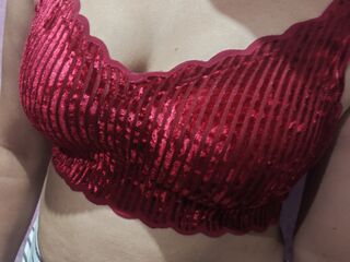 naughty camgirl masturbating with vibrator KatrinaSingh